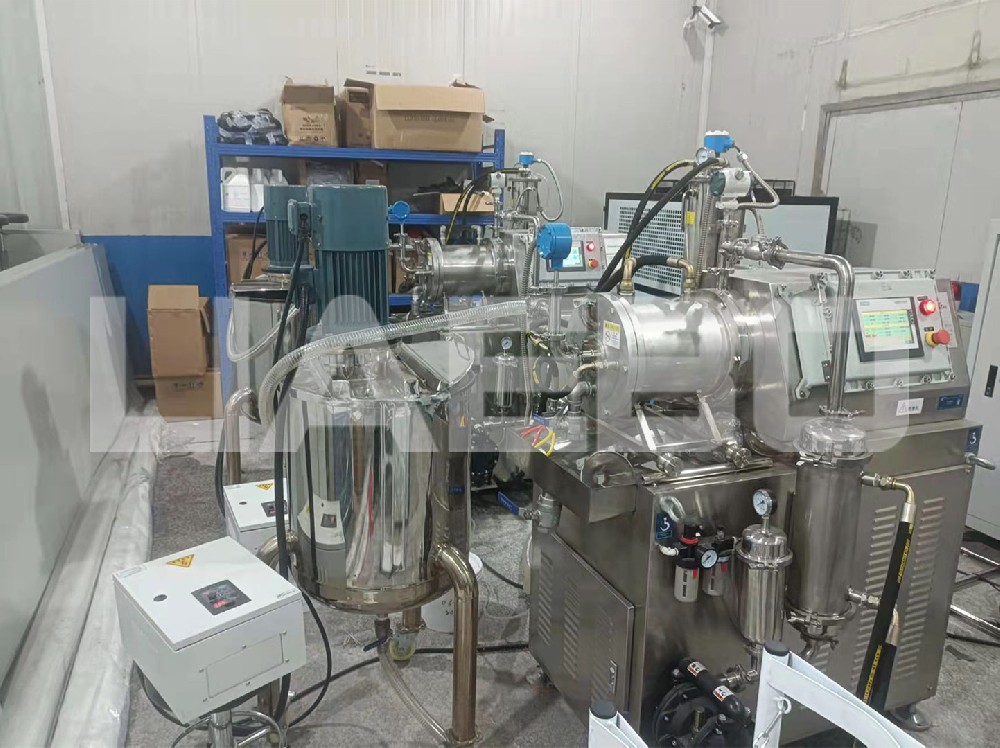 浙江某新能源公司10L納米砂磨機(jī)調(diào)試成功