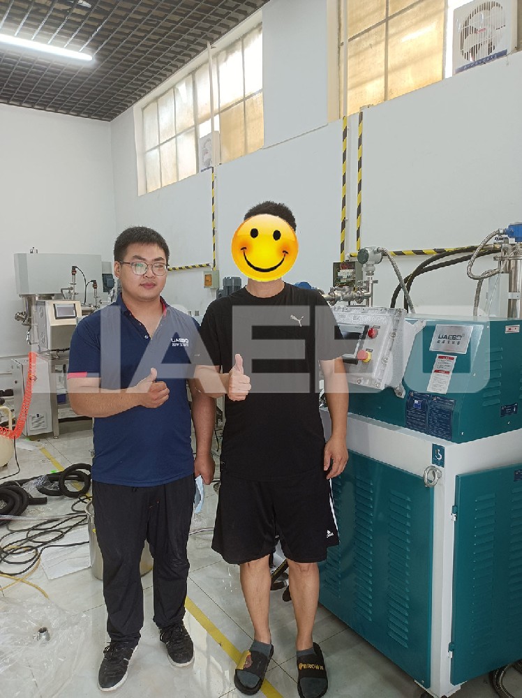 河北某鋰電池磷酸鐵鋰中試項(xiàng)目25L砂磨機(jī)調(diào)試成功