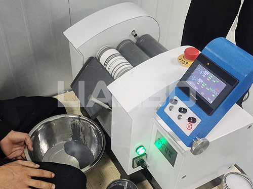 南京某精密科技有限公司 高端80三輥機調(diào)試成功