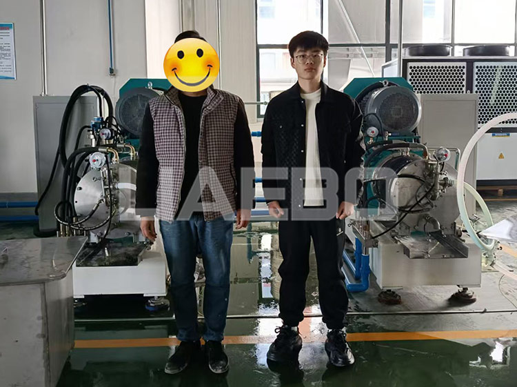 四川眉山某生物科技有限公司，4臺60L砂磨機調(diào)試成功