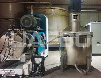 山東棗莊某公司300升砂磨機調(diào)試成功