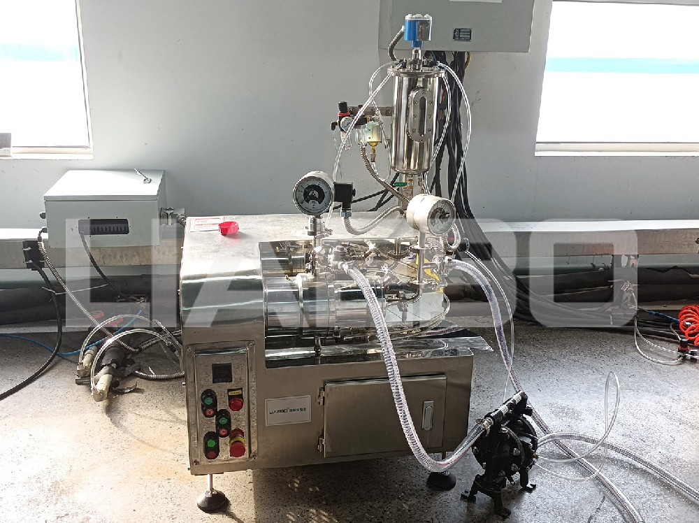 上海某新材料企業(yè)1L納米砂磨機調(diào)試成功